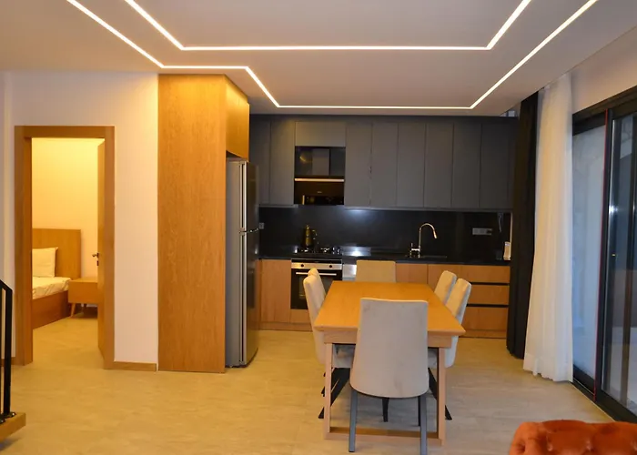 Boyalikta Sueper Lueks * Cesme